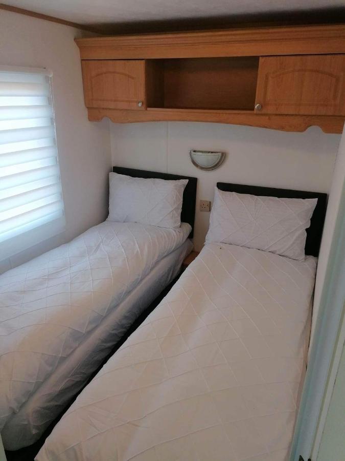 Cornwall Cornwall-Chapmanswell Caravan Holiday Park A30 B&B Bed And Breakfast #41 Лонсестон Екстер'єр фото