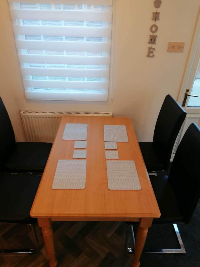 Cornwall Cornwall-Chapmanswell Caravan Holiday Park A30 B&B Bed And Breakfast #41 Лонсестон Екстер'єр фото