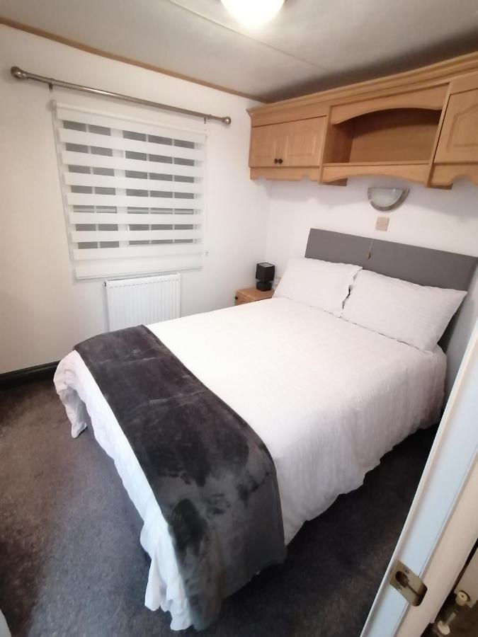 Cornwall Cornwall-Chapmanswell Caravan Holiday Park A30 B&B Bed And Breakfast #41 Лонсестон Екстер'єр фото
