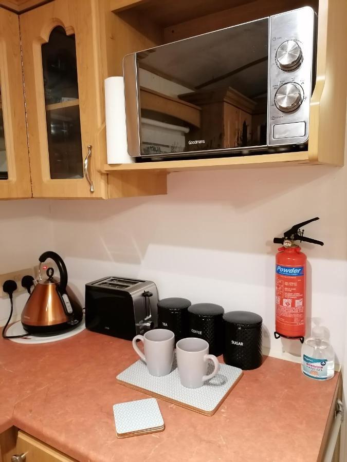 Cornwall Cornwall-Chapmanswell Caravan Holiday Park A30 B&B Bed And Breakfast #41 Лонсестон Екстер'єр фото